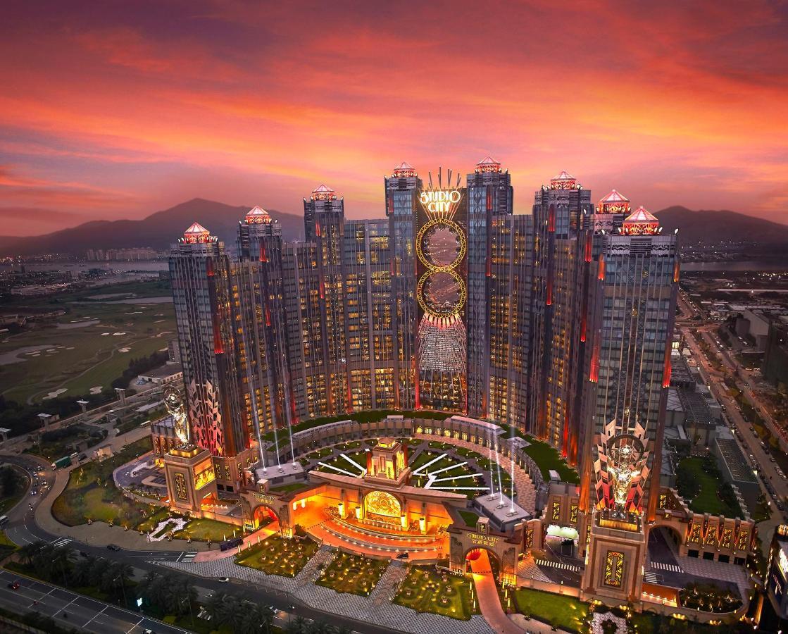 Studio City Hotel Macao Eksteriør bilde Wynn The Palace