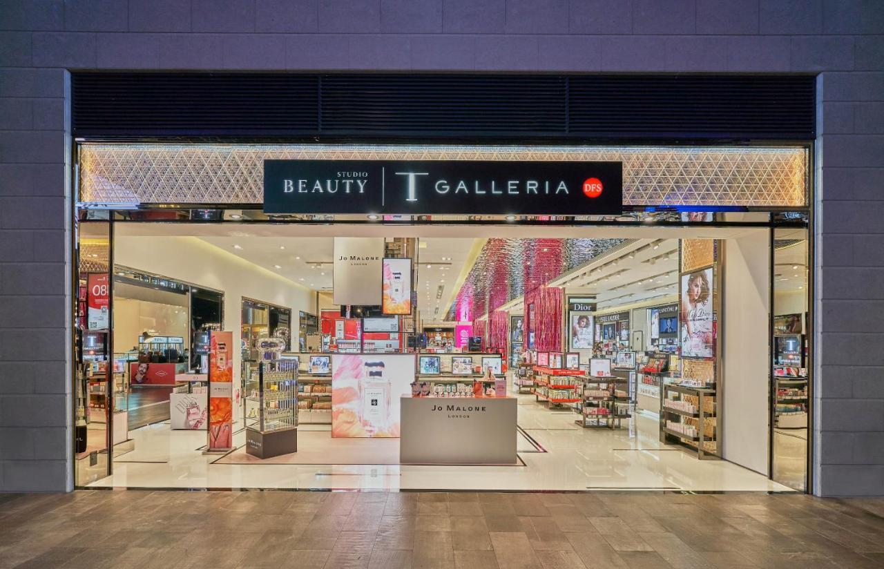 Studio City Hotel Macao Eksteriør bilde Beauty Galleria at The Mall Bang Khae