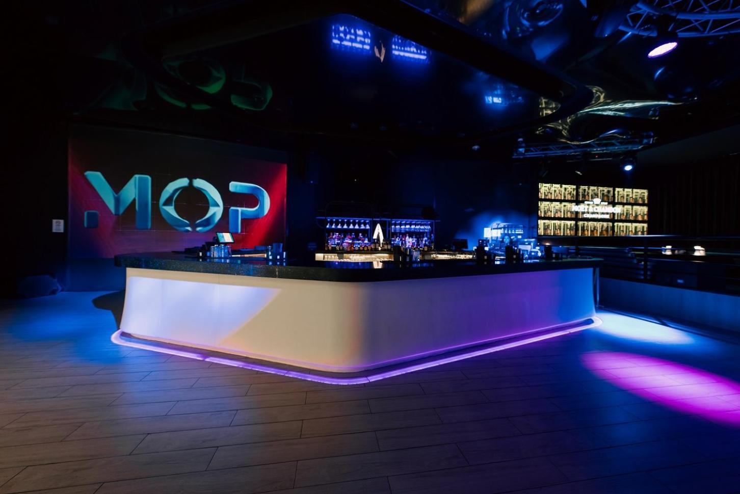 Studio City Hotel Macao Eksteriør bilde The bar at MOD