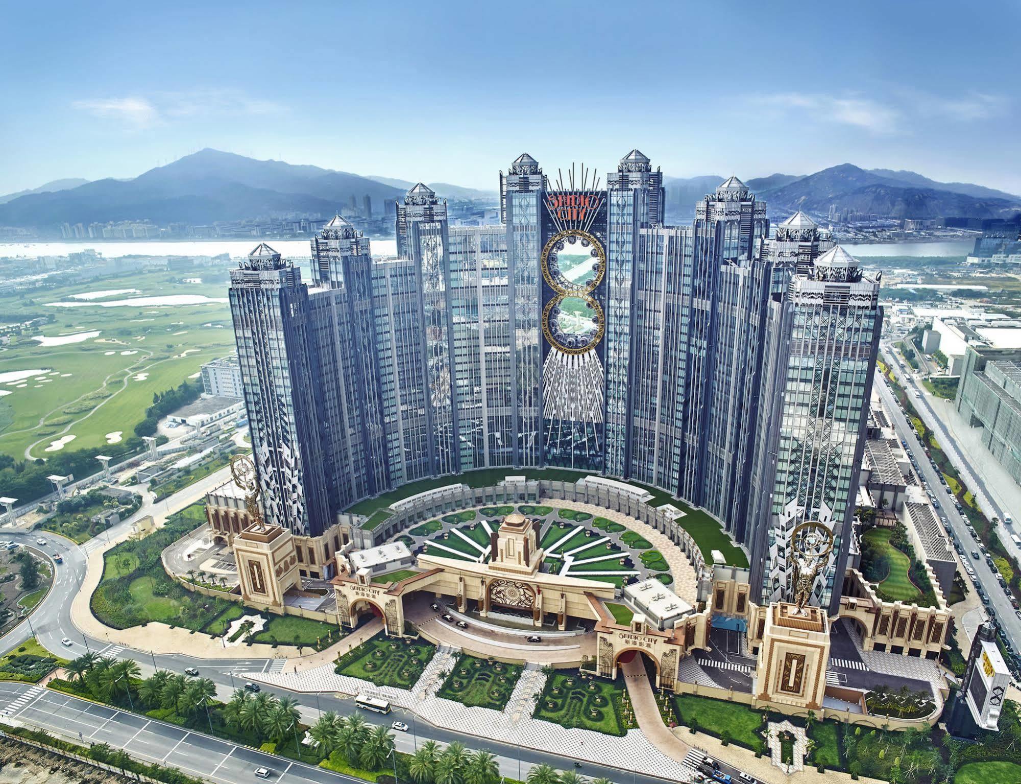 Studio City Hotel Macao Eksteriør bilde The Legend Resort